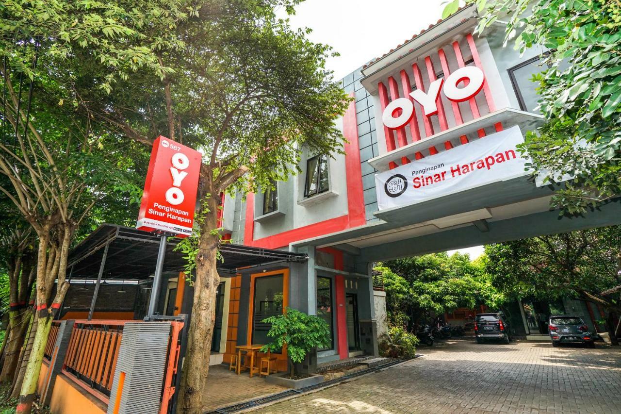 Oyo 587 Penginapan Sinar Harapan Probolinggo Kültér fotó